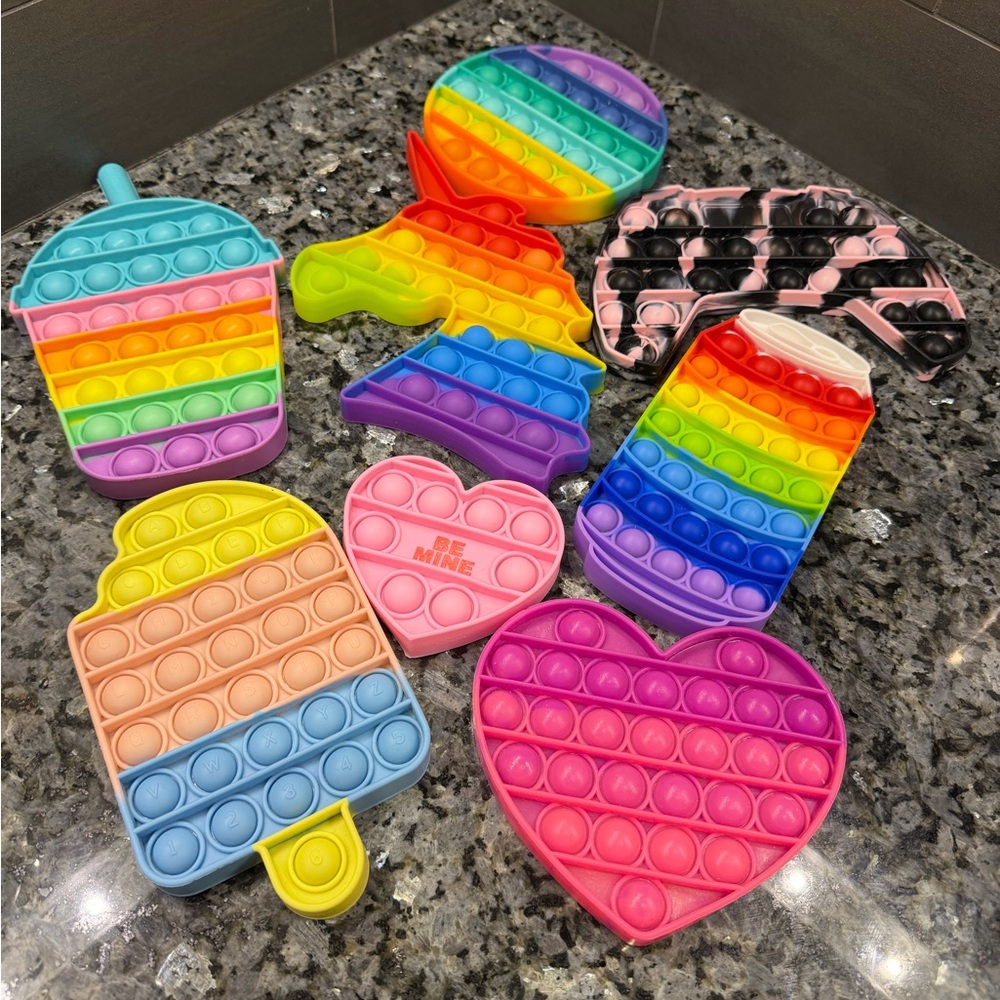 Rainbow Heart and Shapes Pop-It Sensory Fidget Toy Set - Pink & Multicolor